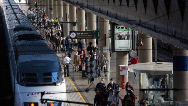 Más de 200.000 viajeros usaron el AVE para ir y venir a la Feria de Sevilla