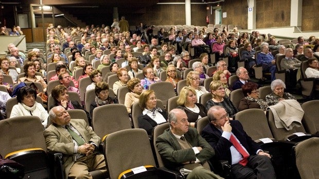 Aula de la experiencia: 25 años llevando la universidad a los mayores