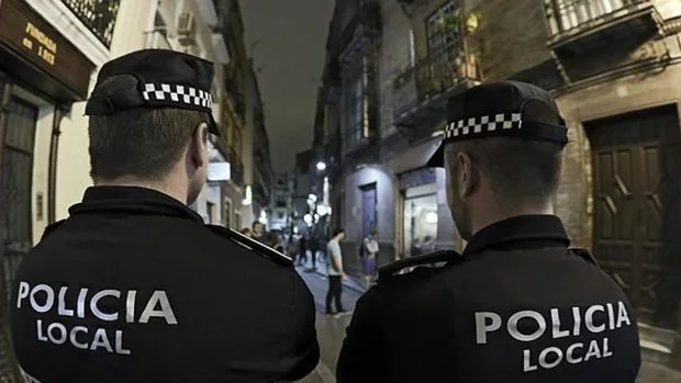 El diseño de plantilla de la Policía Local de Sevilla se queda obsoleto cinco años después