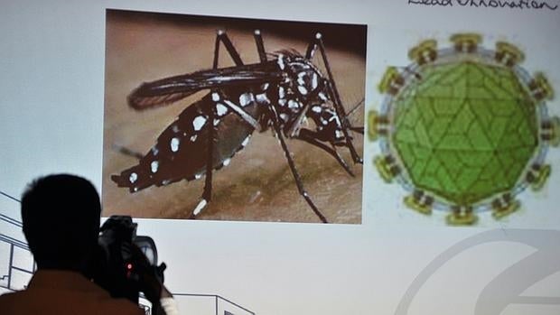 Presentación sobre el virus en la ciudad de Hyderabad, India, con motivo de la presentación de un proyecto de vacuna