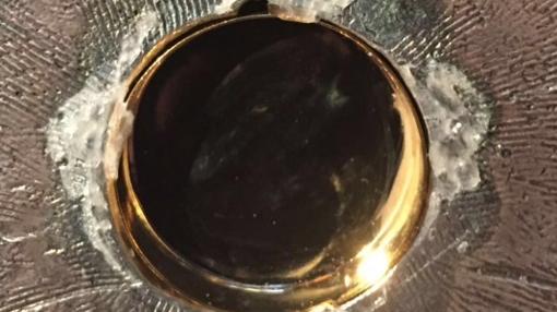 La cápsula de cristal que contenía la reliquia