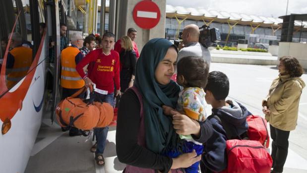 Llegada a Madrid de 45 refugiados procedentes de Grecia