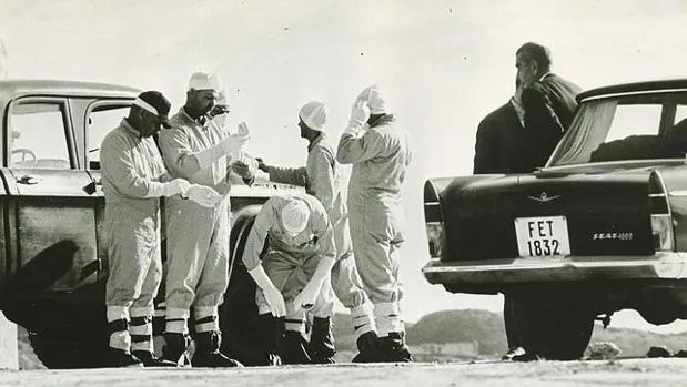 Algunos operarios que trabajaron en la limpieza tras el accidente nuclear de Palomares