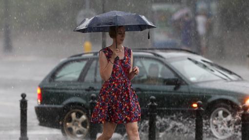 Graves inundaciones y tormentas eléctricas y de granizo en Europa central y del este