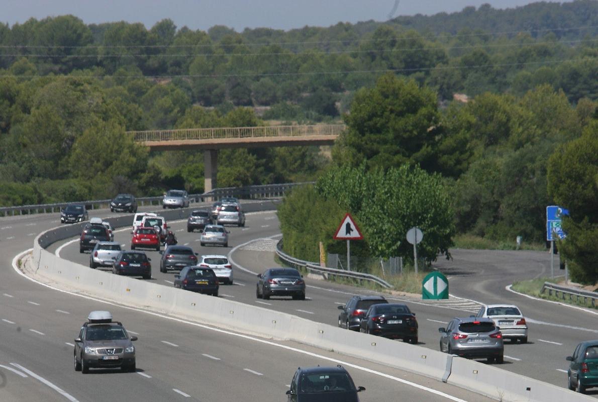 Fallecen doce personas en las carreteras españolas este fin de semana