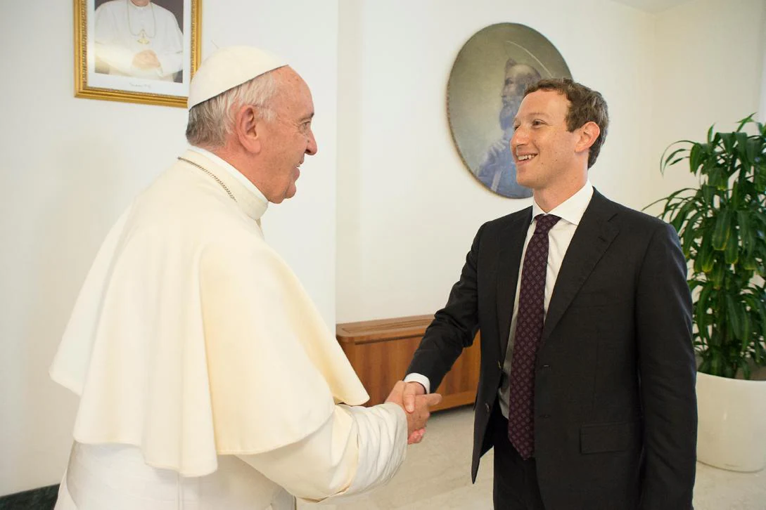 El Papa Francisco con Mark Zuckerberg este lunes