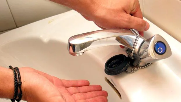 El hábito frecuente de lavarse las manos previene de enfermedades