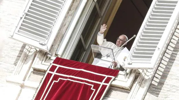 El Papa el domingo durante el rezo del Ángelus