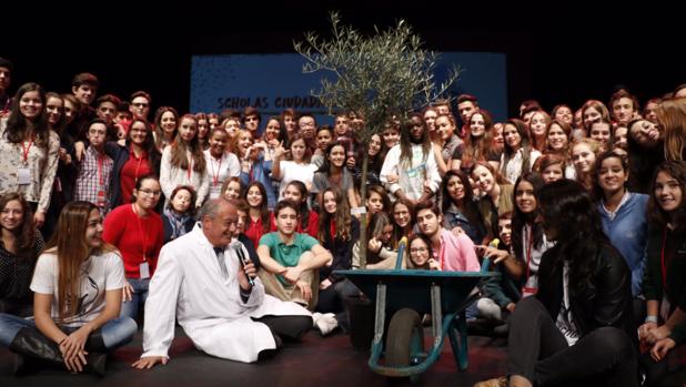 Clausura de la experiencia «Scholas Ciudadanía» en el teatro Fernán Gómez de Madrid