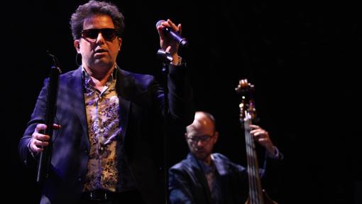 Andrés Calamaro durante su concierto en el Teatro Circo Price de Madrid