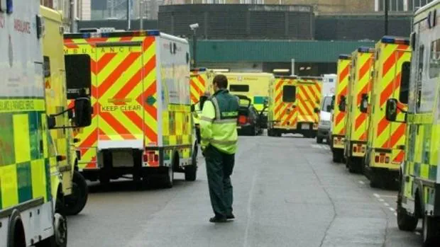 Las urgencias han rechazado a pacientes que llegaban en ambulancia