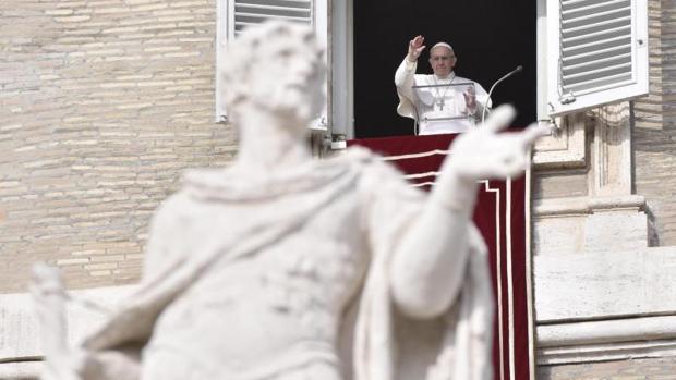 El Papa Francisco durante el Angelus de ayer domingo