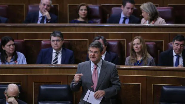 El ministro de Justicia, Rafael Catalá, tendrá que elaborar este protocolo