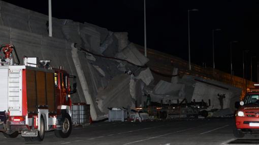 Destrozos en el puerto