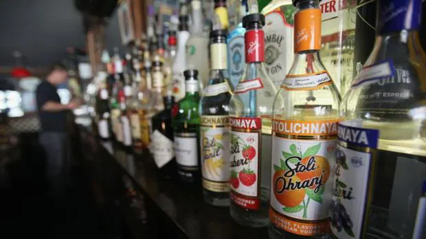 Los lituanos son los mayores bebedores de alcohol del mundo, según la OMS