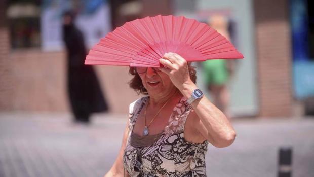 La ola de calor también afectará desde este jueves al centro de la Península con temperaturas de 40ºC