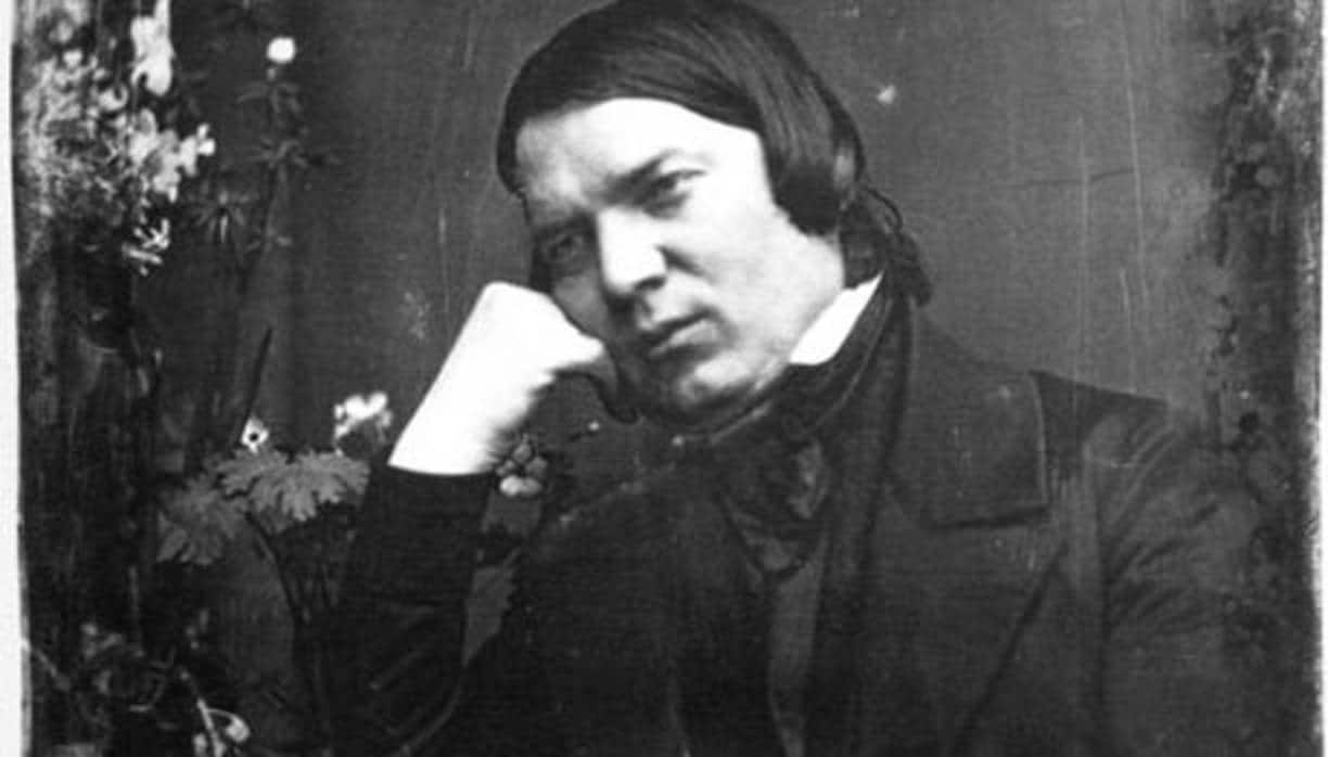 Robert Schumann fue un compositor y crítico musical alemán del siglo XIX. Es considerado uno de los más grandes y representativos compositores del Romanticismo musical