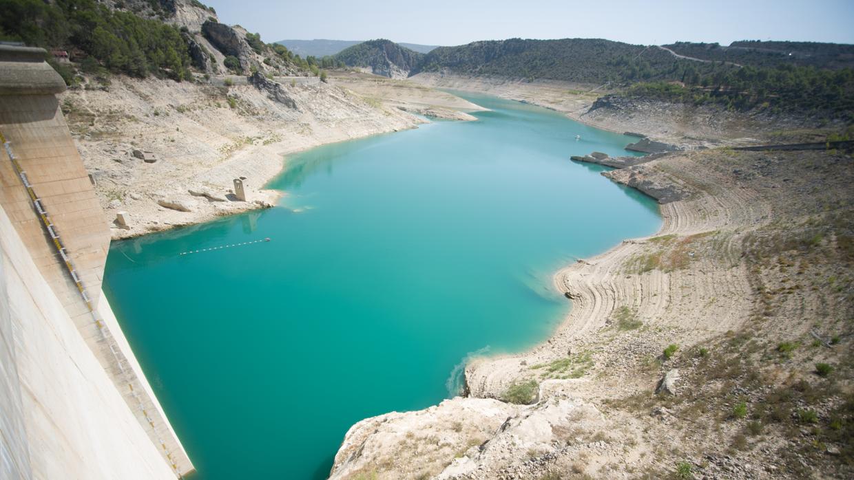 El embalse de Entrepeñas está al 11% de su capacidad