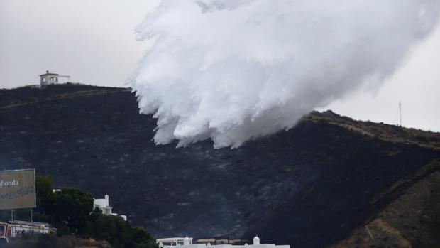 Declarado un incendio forestal en Benaoján (Málaga)