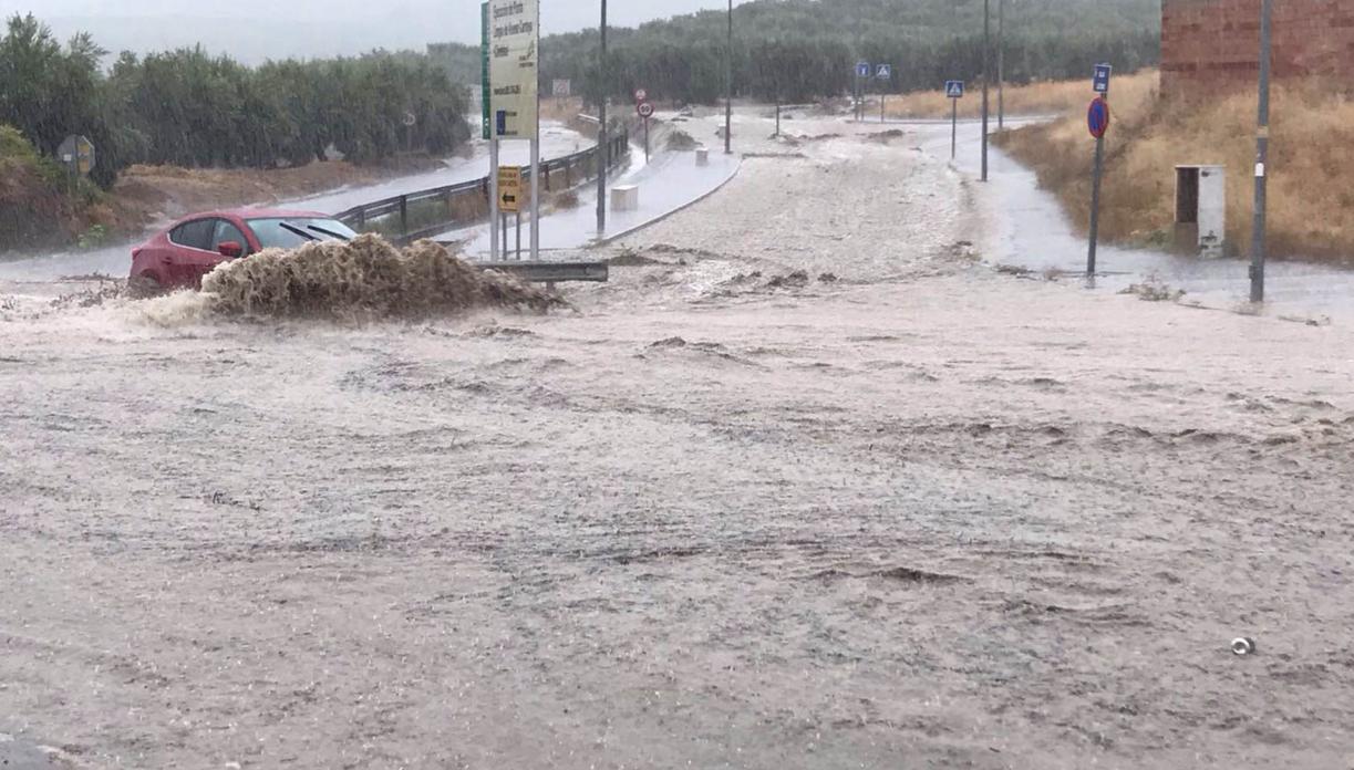 Inundaciones en una carretera de Córdoba