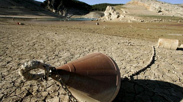 Por qué las fuertes lluvias de estos días no solucionan el déficit de los embalses