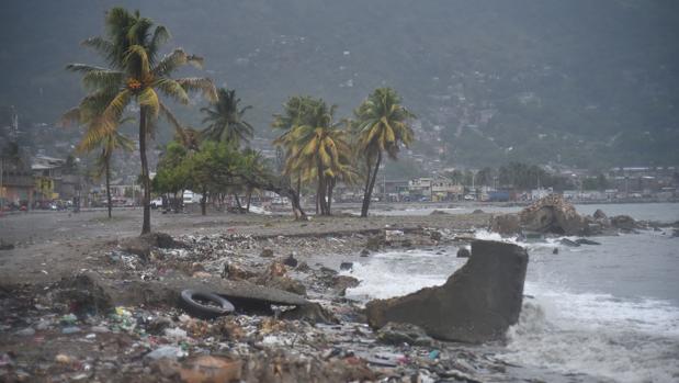 Irma desciende de categoría, pero ha dejado ya al menos 21 víctimas mortales