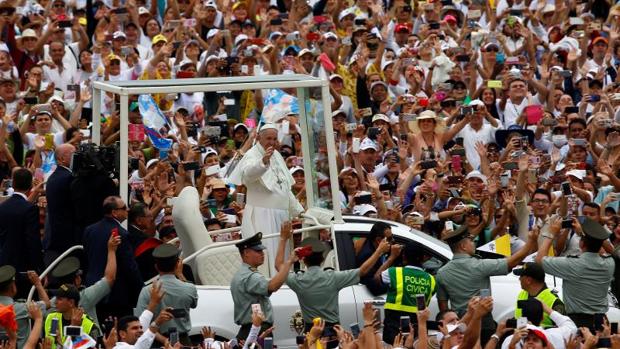 Francisco defiende a las mujeres frente a los «estilos patriarcales y machistas»