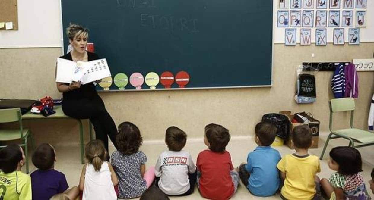 Uno de cada cuatro docentes en España es interino