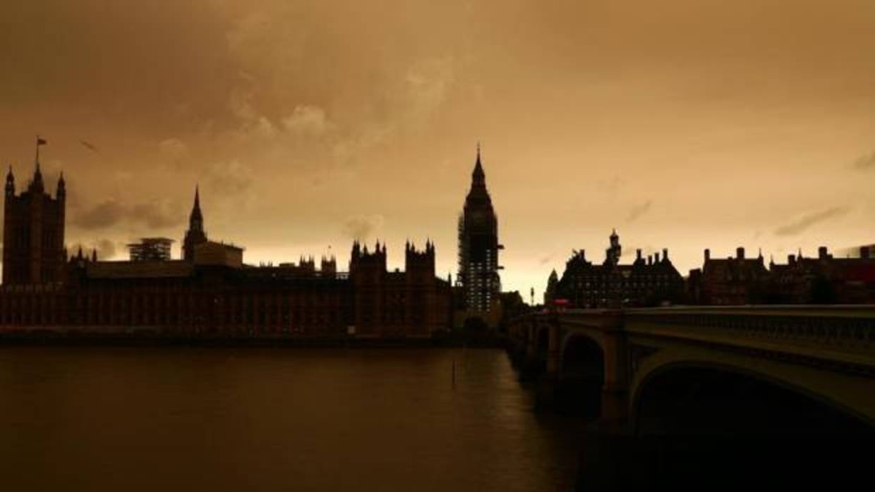 Así se veía el lunes el cielo de Londres