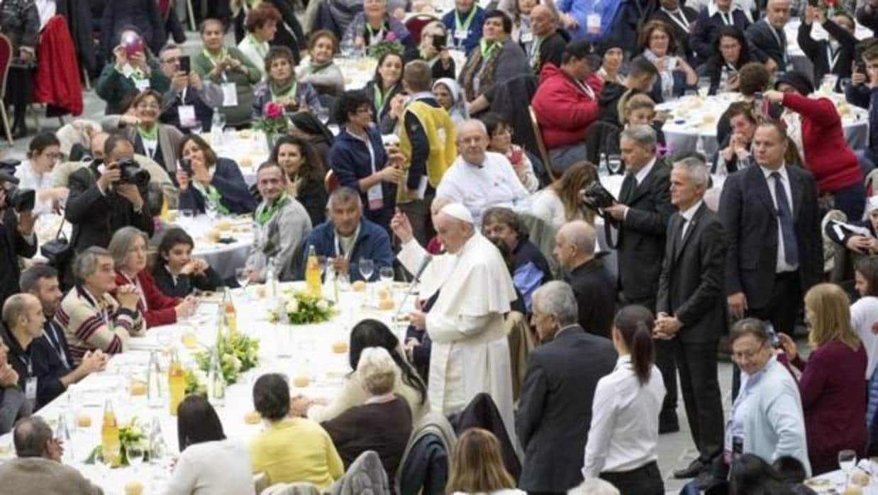 El Papa en una comida con sin techo en el Vaticano el pasado 19 de noviembre