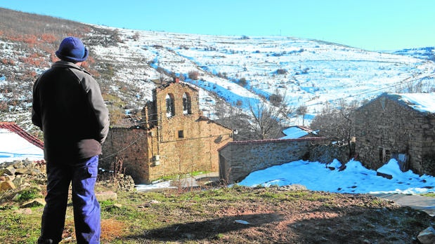 El hombre que tiene un pueblo para él solo