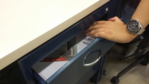 Roba a la empresa, la descubren y se venga denunciando al jefe por acoso laboral y sexual