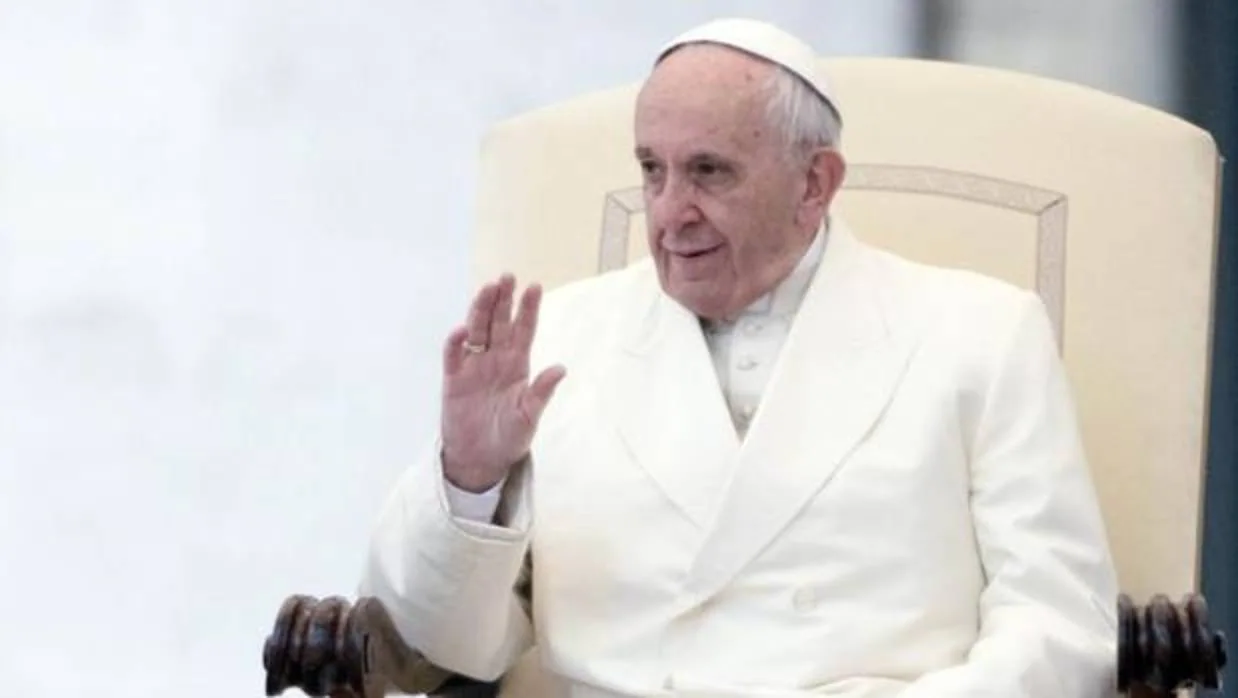 El Papa Francisco advierte: «Los falsos profetas son como los encantadores de serpientes»