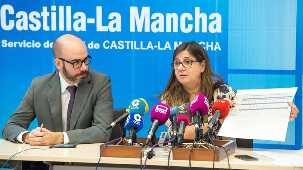 Castilla-La Mancha reconoce que 72 médicos trabajan sin títulos homologados