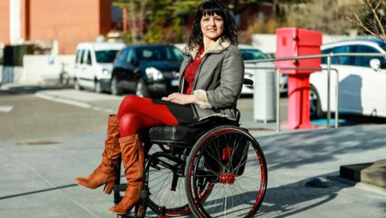 María Paz lleva en la silla de ruedas más tiempo del que caminó