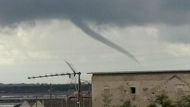 El tornado arrasó el Puerto de Santa María en Cádiz