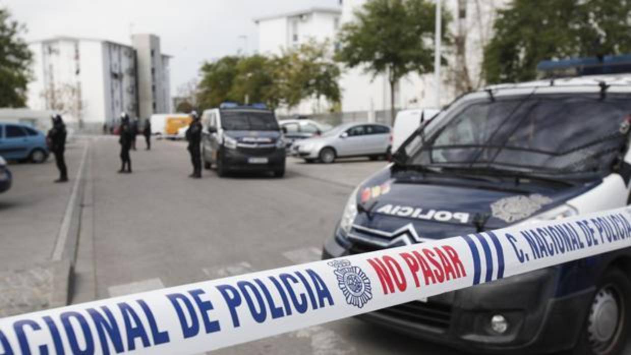 Detenido un policía local en Mallorca por intentar estrangular a su pareja