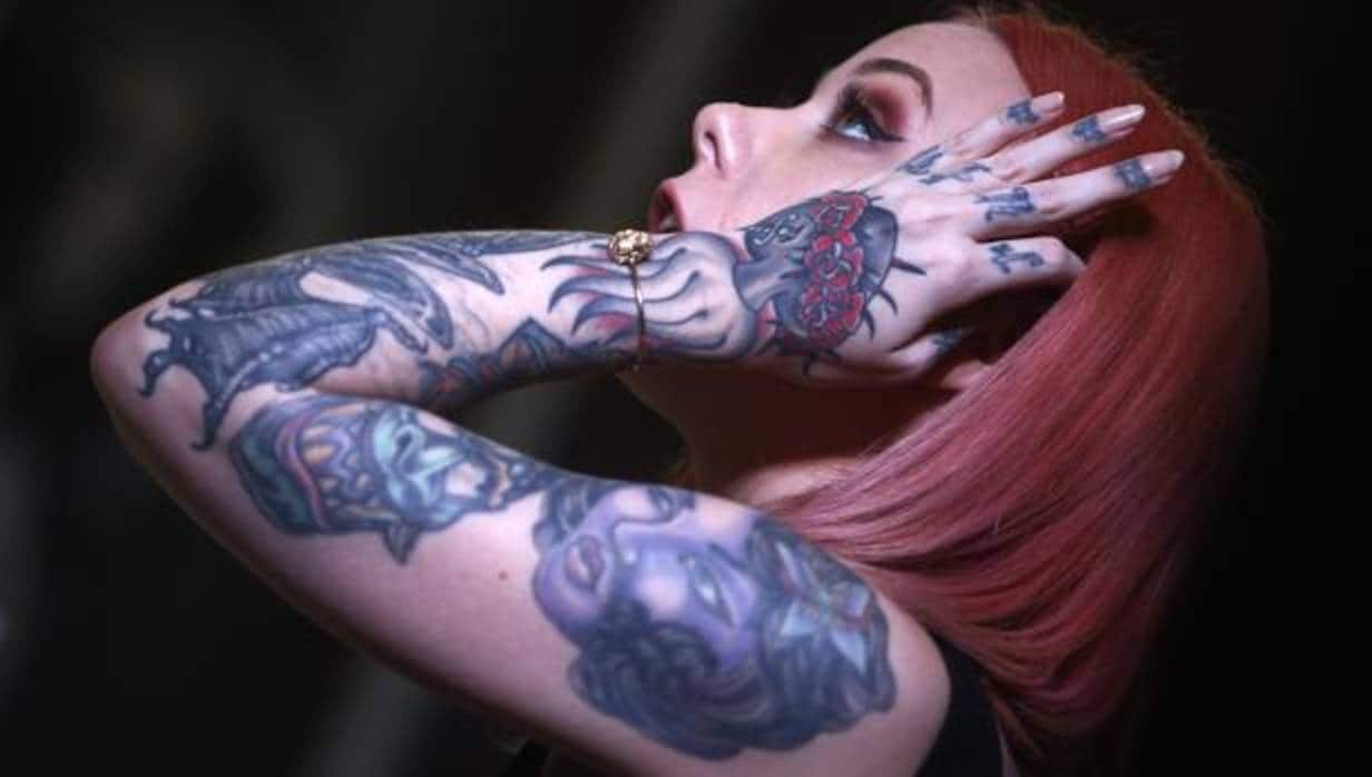 La actriz y tatuadora Megan Masacre