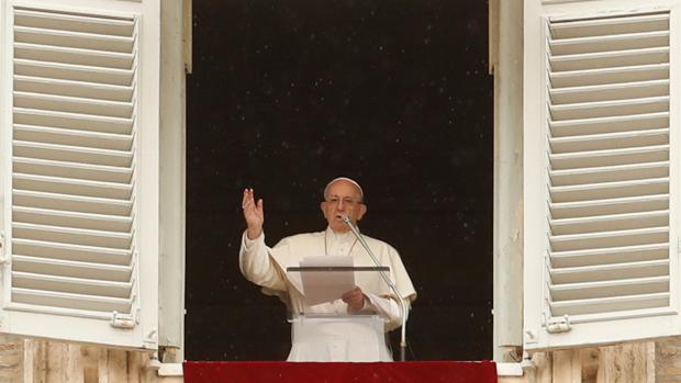 El Papa se manifiesta «profundamente consternado» por la escalada de bombardeos en Siria