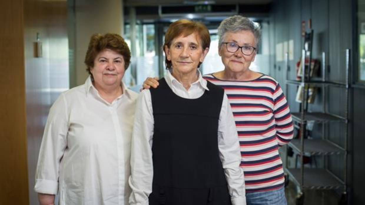 Enriqueta Martínez, Asunción Velázquez y Marta Fernández, mayores de 65, ponen rostro a los nuevos tipos de hogar entre los mayores