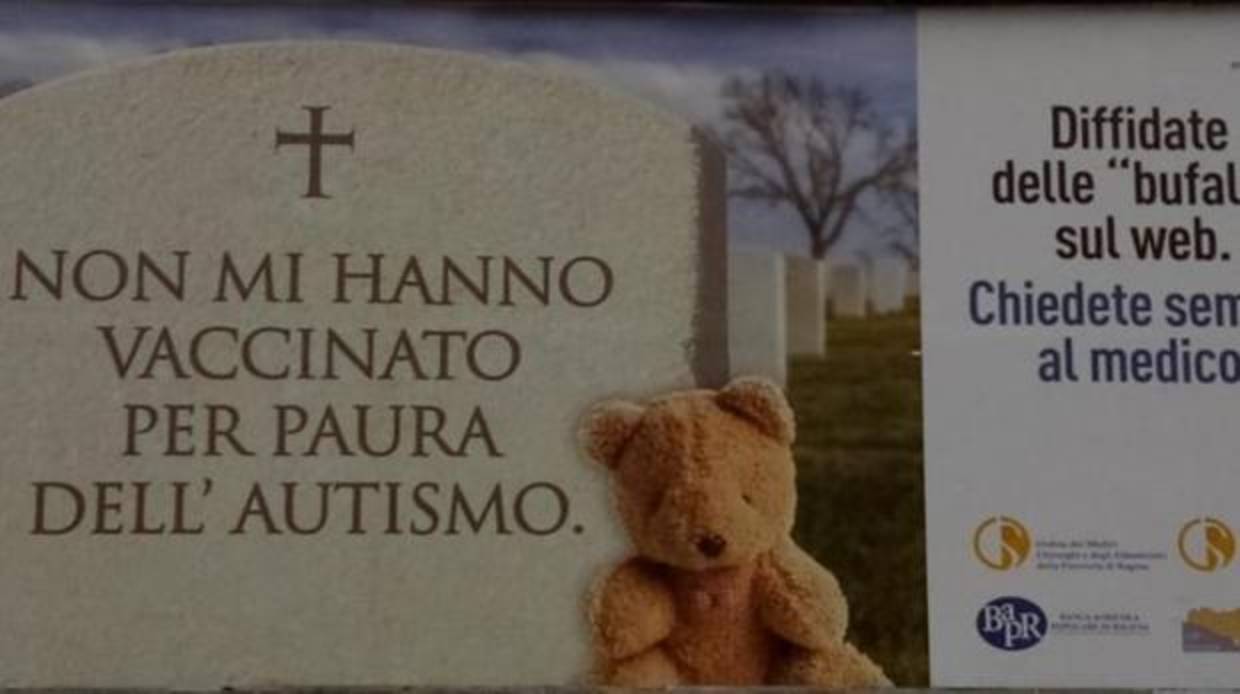 El epitafio de una lápida infantil: «No me han vacunado por miedo al autismo»