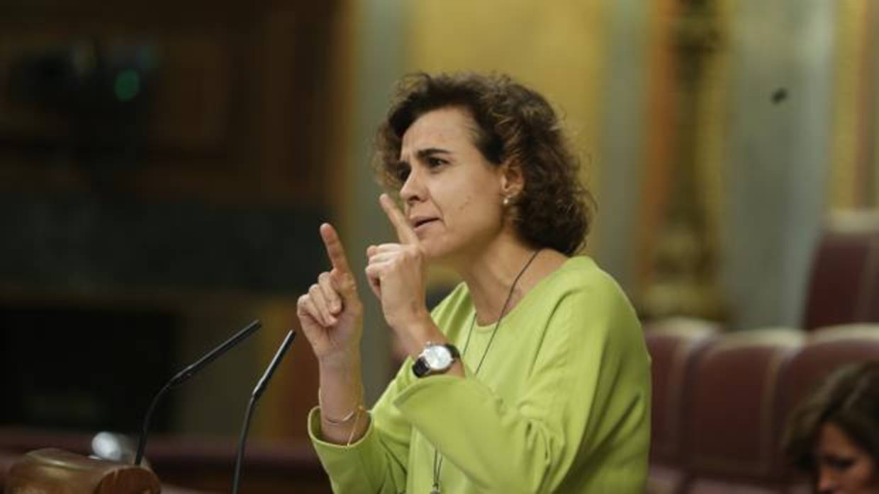 La ministra de Sanidad, Dolors Montserrat