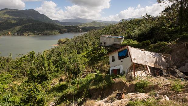 Al menos 4.645 muertos (y no 64, como dijo el Gobierno) tras el huracán María en Puerto Rico