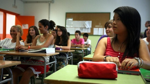 La escuela concertada, un refugio para el castellano en algunas comunidades autónomas