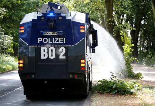 Antidisturbios para refrescar en Alemania