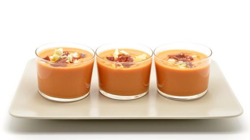 ¿Salmorejo o gazpacho? ¿Comer helado todos los días? Las claves de la «dieta de verano»