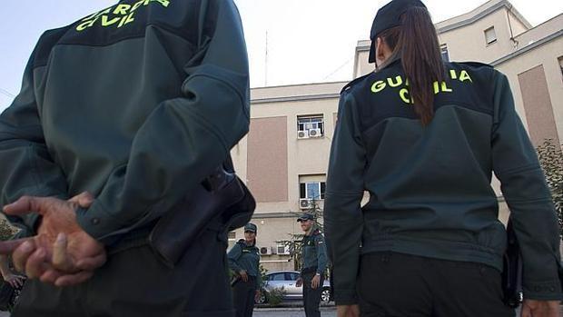 Detenido un hombre en Dúrcal (Granada) por matar a puñaladas a su pareja, de 21 años