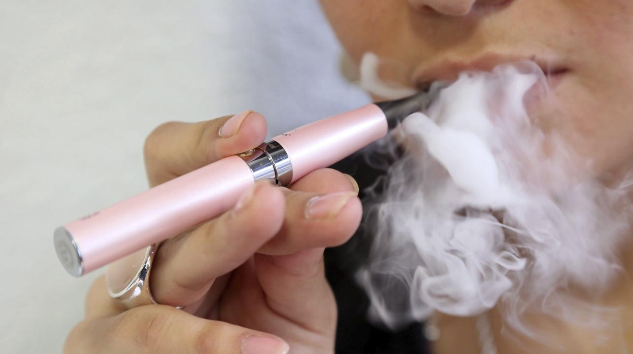 Estados Unidos alerta de una «epidemia» de consumo de cigarrillos electrónicos entre los menores