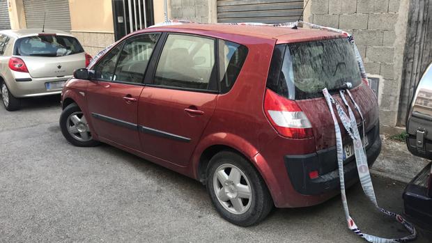 La juez imputa un delito de homicidio imprudente al abuelo que dejó olvidada a su nieta en el coche