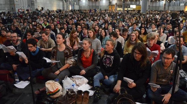 Taizé convierte a Madrid en una Babel de lenguas y religiones